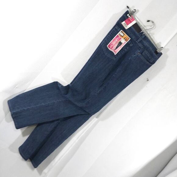 NWT! LEE JEANS! HIGH WAIST, STRAIGHT LEG STRETCH BLUE DENIM CLASSIC JEANS! SZ 12 - Picture 10 of 10